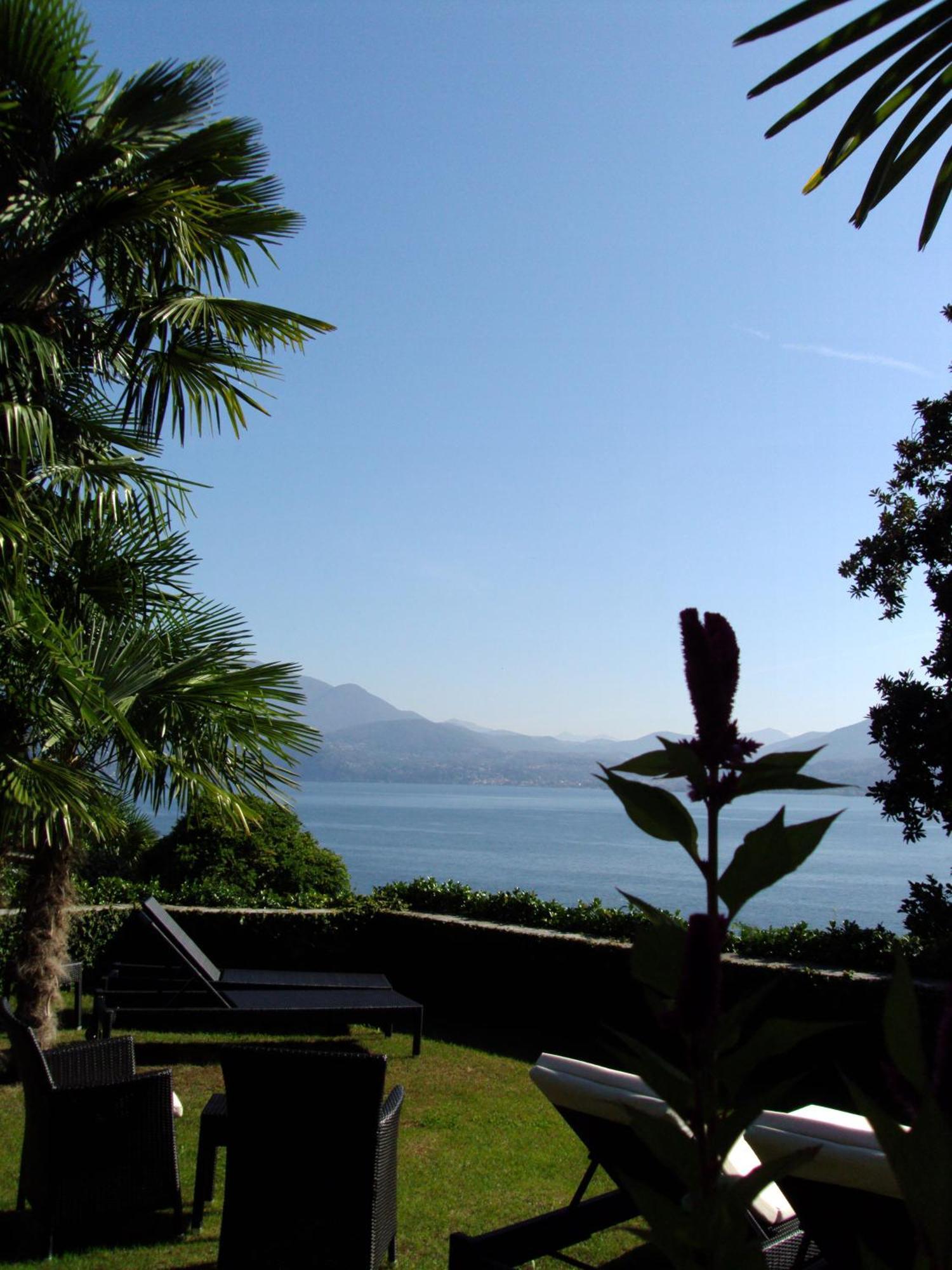 Relais Villa Margherita Oggebbio Bagian luar foto