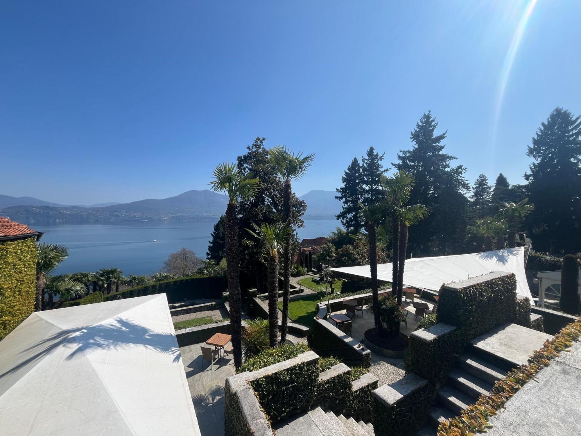 Relais Villa Margherita Oggebbio Bagian luar foto