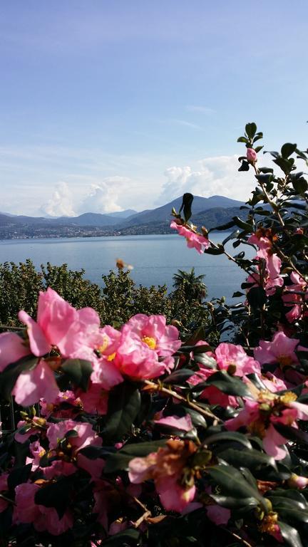 Relais Villa Margherita Oggebbio Bagian luar foto