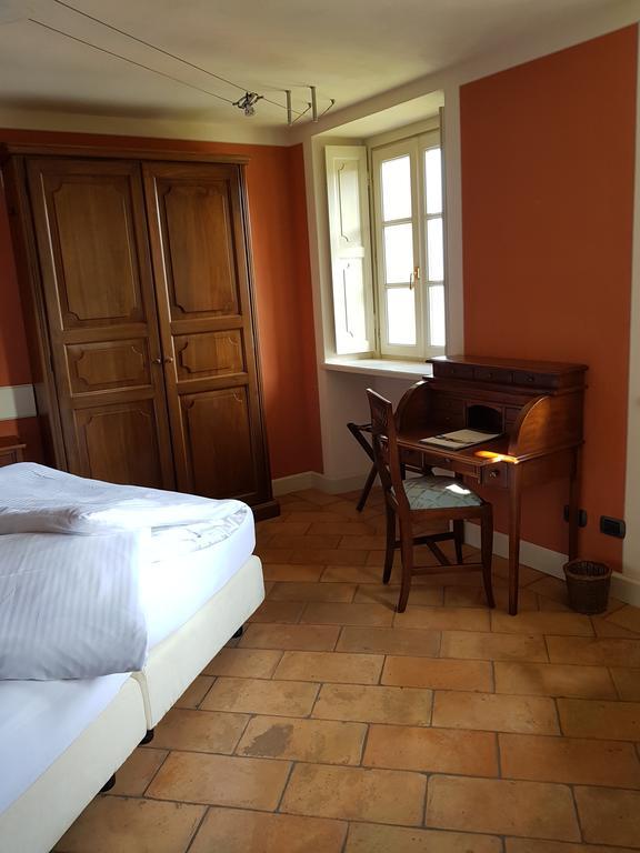 Relais Villa Margherita Oggebbio Bagian luar foto