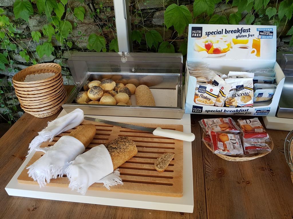 Relais Villa Margherita Oggebbio Bagian luar foto
