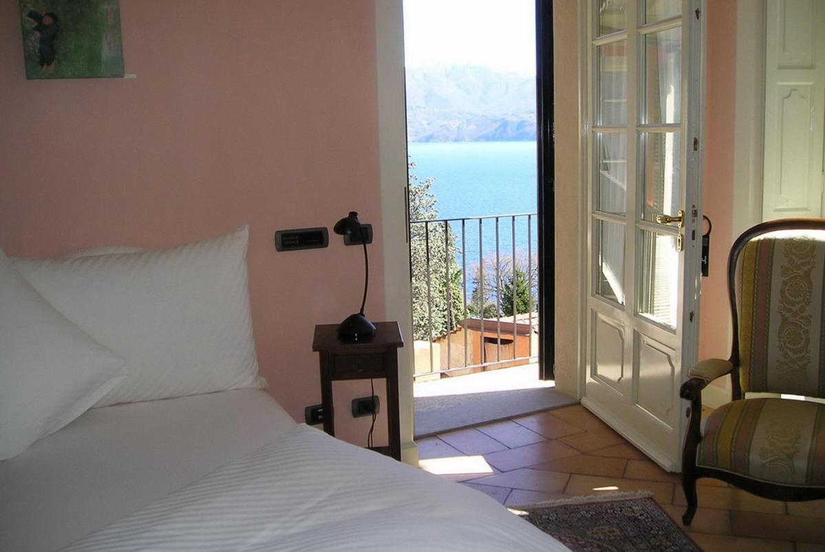 Relais Villa Margherita Oggebbio Bagian luar foto
